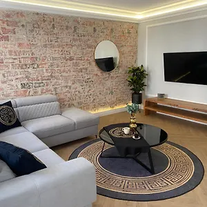 Prestige 5 Wroclaw