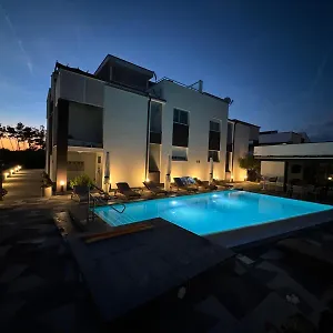 https://apartments-laura-privlaka-zadar.hotelinzadar.com